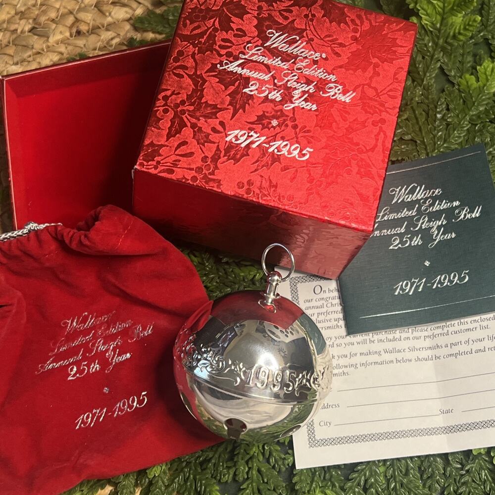 Wallace Sleigh Bell 1971-1995 25th Anniversary Edition Silver Plate + Box & Bag